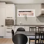 Σπίτι διακοπών Dinbnb Homes I 4-bedroom Historical House In Romantic Surroundings *