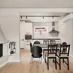Dinbnb Homes I 4-bedroom Historical House In Romantic Surroundings *