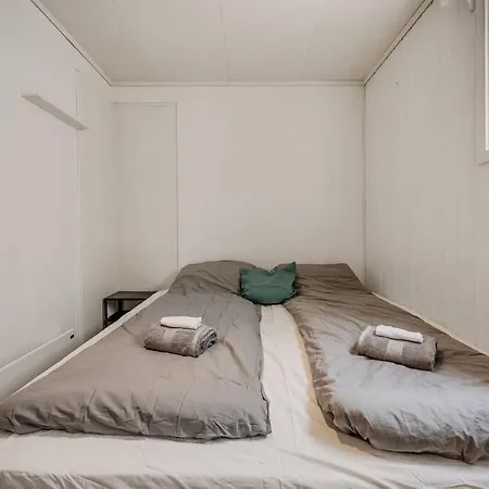 Dinbnb Homes I 4-bedroom Historical House In Romantic Surroundings * ברגן