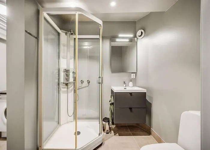 Dinbnb Homes I 4-bedroom Historical House In Romantic Surroundings * ברגן
